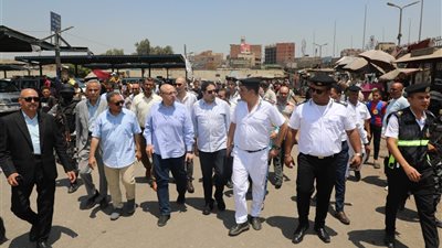 محافظ بني سويف يتابع انتظام الخدمة بعد نقل خطوط سير قرى مركز بني سويف