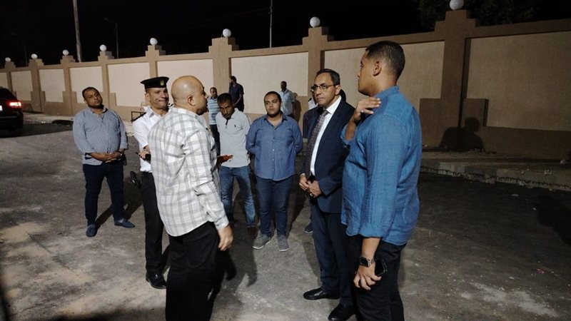 محافظ قنا