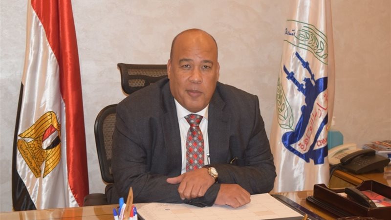 أيمن العشري