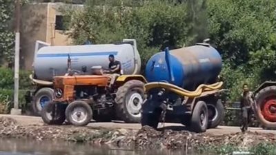 كارثة صحية بالشرقية.. فيديو يوثق تفريغ «الصرف الصحي» في مجرى مائي 