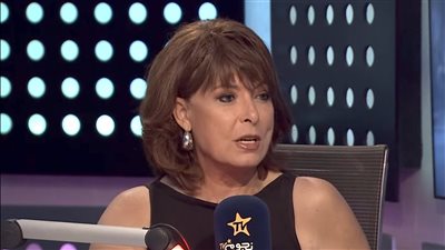 أنوشكا : ياسمين عبدالعزيز طفلة وبتحب الخير للكل ومحتاجة الأمان