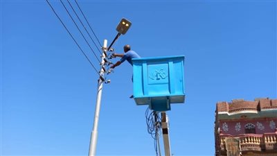 استجابة لما نشرته “نيوز رووم”.. رفع كفاءة الإنارة بقرى أبوتشت وتركيب كشافات