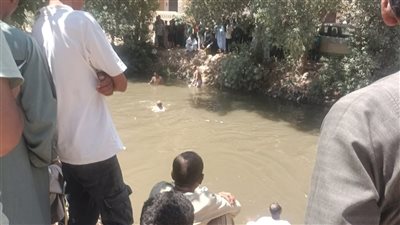 الإنقاذ النهري.. انتشال جثة طالب غرق داخل ترعة في مركز فرشوط بقنا