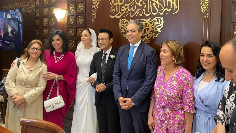 نقيب الإعلاميين يحضر