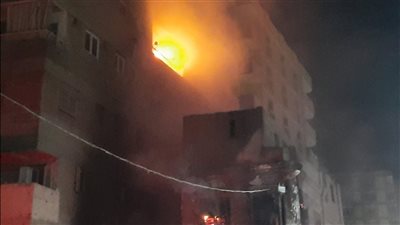 حريق هائل يلتهم 3 محلات وشقتين بمدينة ملوى دون خسائر بشرية