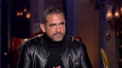 أمير كرارة: «عمري ما دخلت في شغل حد والكوميديا أصعب من الأكشن»| فيديو