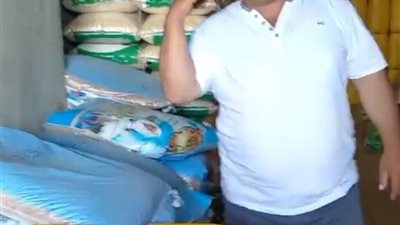 تحرير محاضر لمخالفات بالأسواق وضبط سلع تموينية مدعمة ببني سويف