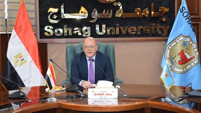 نجاح جراحة ميكروسكوبية دقيقة لاستئصال ورم دماغي كبير بمستشفى جامعة سوهاج