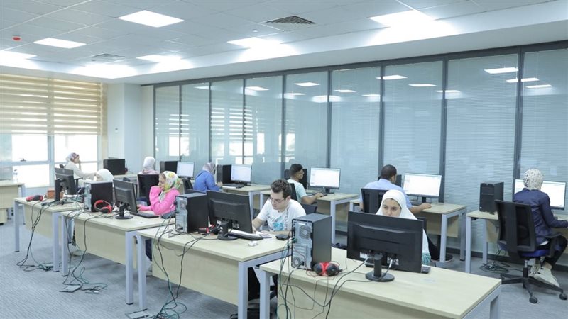 تنسيق - كليات القمة