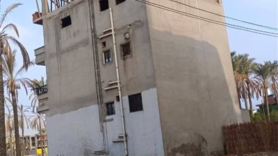 محافظة دمياط: إزالة حالة بناء مخالفة بقرية الرياض في كفر البطيخ