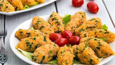 كفتة العدس الأحمر وصفة لذيذة غنية بالبروتين والألياف 