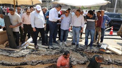 محافظ الجيزة يتابع إصلاح العطل الطارئ بالكابل الكهربائي الأرضي بساقية مكي 