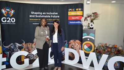 «المشاط» تُشيد بجهود جنوب أفريقيا في تسليط الضوء على التحديات التنموية  