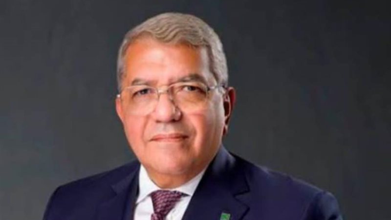 عمرو الجارحي وزير