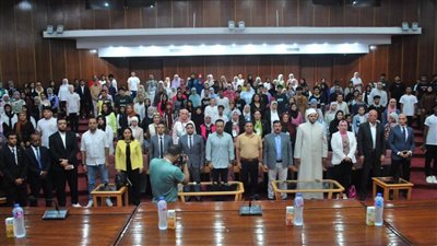 وزير الرياضة يشهد ملتقى الكيانات الشبابية بالبحر الأحمر