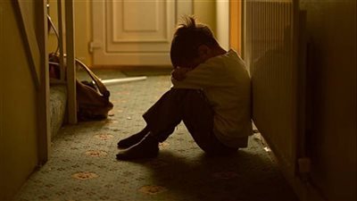 قصة مؤلمة بالصف| الجار نهش عرض الصغير.. ومصيره المشدد 10 سنوات 