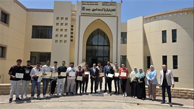 زيارة ميدانية ومعملية لطلاب الجيولوجيا بالزقازيق ضمن فعاليات التدريب الصيفي 