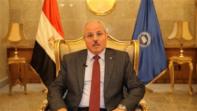 جامعة قناة السويس تعلن بدء التسجيل في برامج الدراسات العليا بكلية العلوم