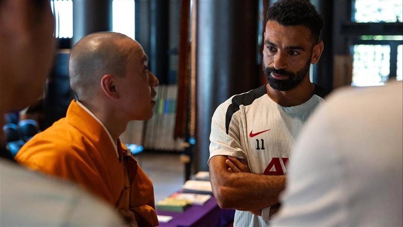 محمد صلاح خلال زيارته