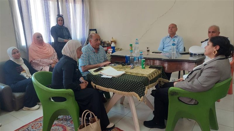 محافظ القاهرة يجتمع