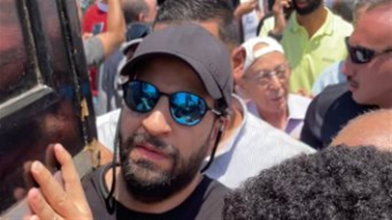 أحمد أمين في جنازة