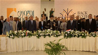 بدعوة البابا تواضروس.. وزير السياحة يشارك بافتتاح ملتقى لوجوس لشباب الكنيسة