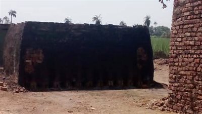 قمائن طوب مشتعلة.. جولة تفقدية لشؤن البيئة على قري نجع حمادي بقنا|صور