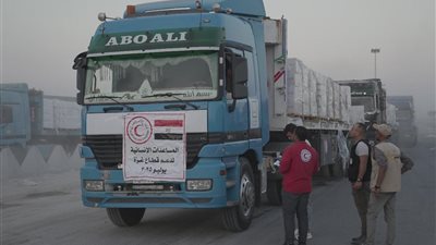 بنحو 1300.. انطلاق ثالث قوافل «زاد العزة»  من المساعدات الغذائية والطبية 