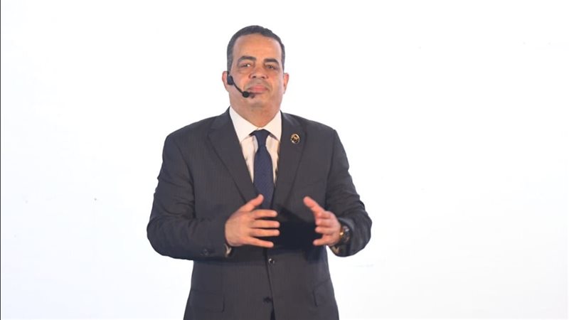 النائب عصام هلال