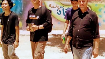 الأزهر ينثر قيم الوفاء والتقدير: إندونيسيون يحتفون بمعلمهم في طهطا