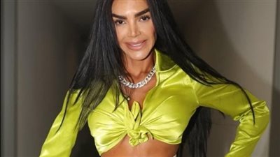 أنفقت مليون دولار لتصبح صاحبة الخصر الأصغر في العالم