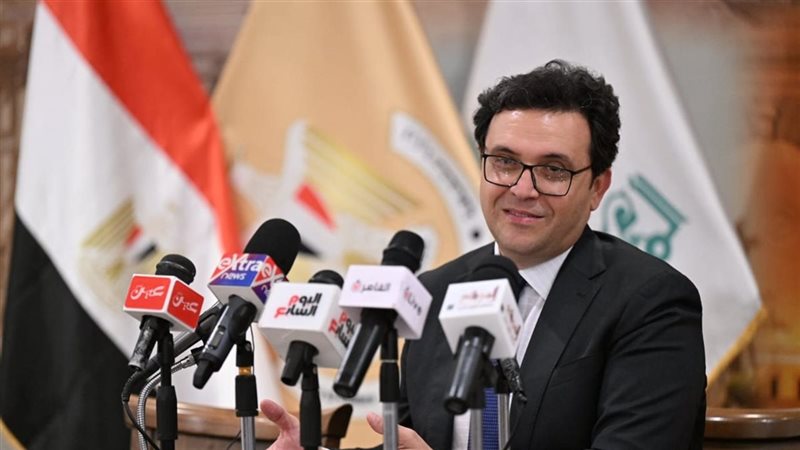 وزير الثقافة الدكتور