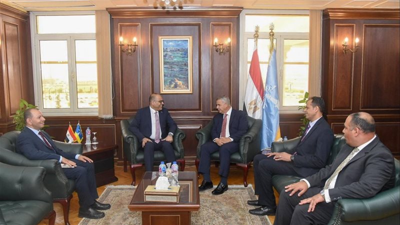 محافظ الإسكندرية