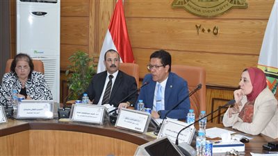 لمتابعة تنفيذ المشروعات.. 