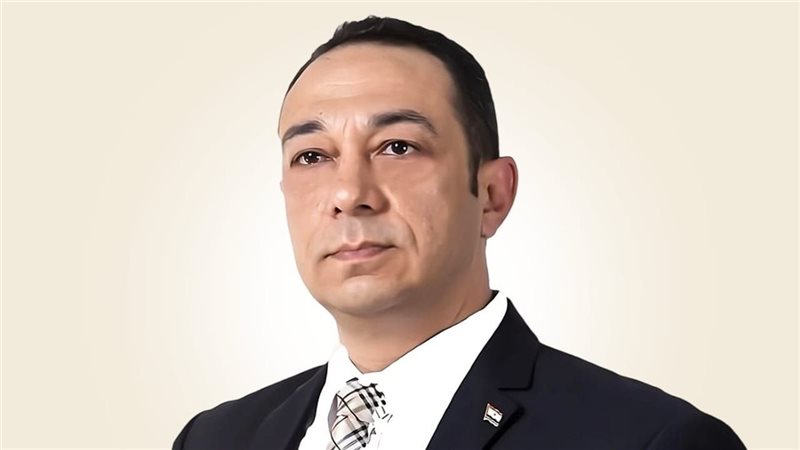  الدكتور حسام مرسي