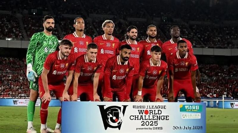 فريق ليفربول بالموسم