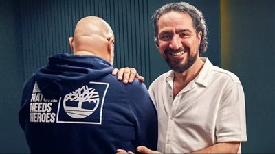 محمد القس يكشف لمعتز التوني كواليس أول عمل فني له بمصر