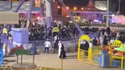 فيديو صادم.. سقوط لعبة هوائية يهز منتزه الجبل الأخضر بالسعودية