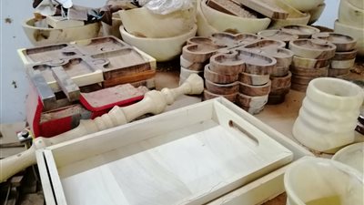 التسويق أزمة تواجه صناع الأدوات الخشبية من السرسوع في قوص بقنا |صور