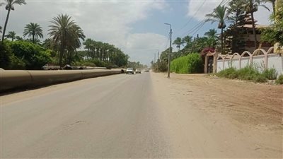 محافظة دمياط تكشف حقيقة غلق طريق رأس البر الغربي أمام السيارات