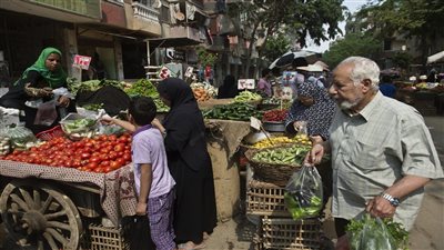 الأسعار تهبط.. فهل ترتفع جودة حياة المواطن ؟ خبراء تجيب