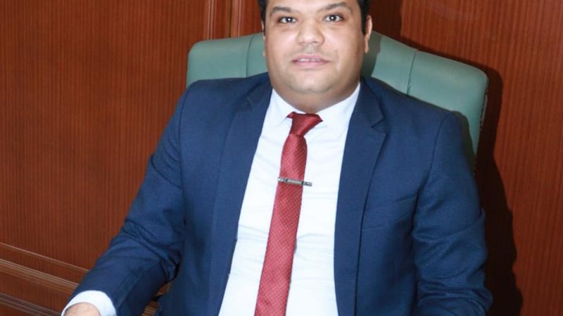 الدكتور محمود خليل