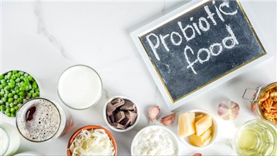 5 أطعمة مدعّمة بالبكتيريا النافعة تعالج الأمعاء وتحسن صحتك الهضمية 