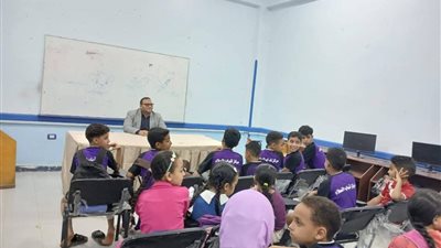 اجواء وطنية بمركز شباب السلام بندوة توعوية في محافظة السويس