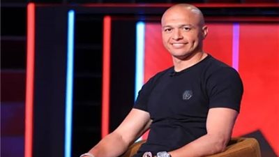 حمادة طلبة: مصطفى شلبي خرج من الباب الكبير.. والسرية أهم ما يميز صفقات الزمالك