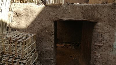 رحلة الموت بحثا عن الآثار.. البيوت القديمة تخطف الأرواح أمام المسؤولين بقنا