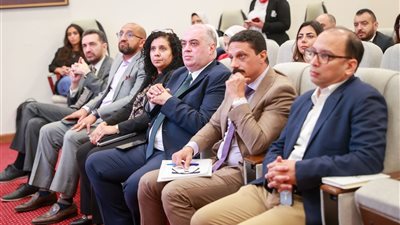 الصحة» تنظم دورة تدريبية حول تطبيق حلول الذكاء الاصطناعي لدعم اتخاذ القرار