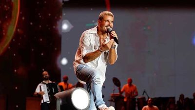 قبل انطلاقها .. شروط حفلة عمرو دياب بمهرجان العلمين  