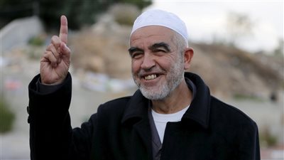 قائد الجناح الشمالي للحركة الإسلامية في فلسطين.. من هو الإخواني رائد صلاح ؟