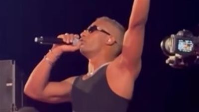 فيديو| متجاهلا ضحية حادث مارينا.. محمد رمضان يحيي حفل الساحل الشمالي